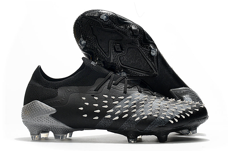 Chuteira Adidas Predator Freak.1 Low FG - Campo