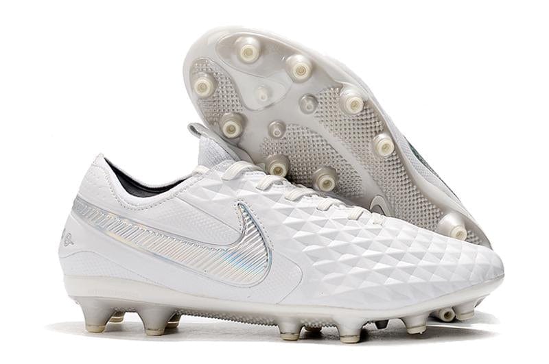 Chuteira Nike Tiempo Legend 8 Elite Campo