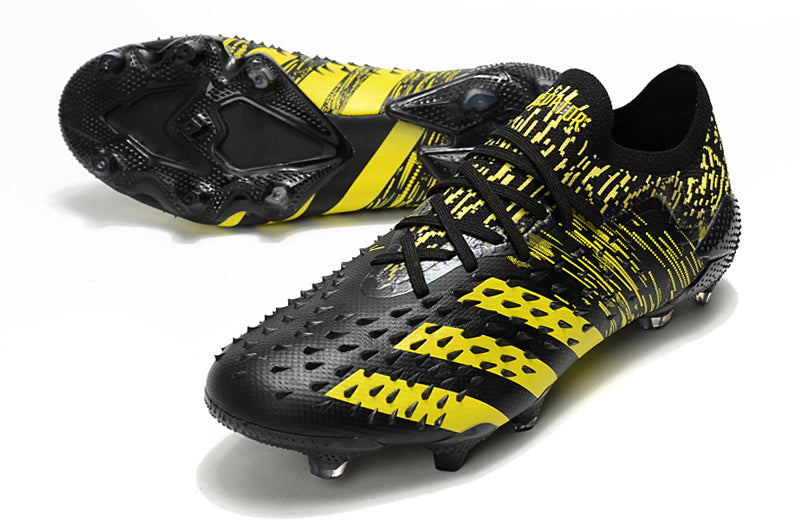 Chuteira Adidas Predator Freak.1 Low FG - Campo