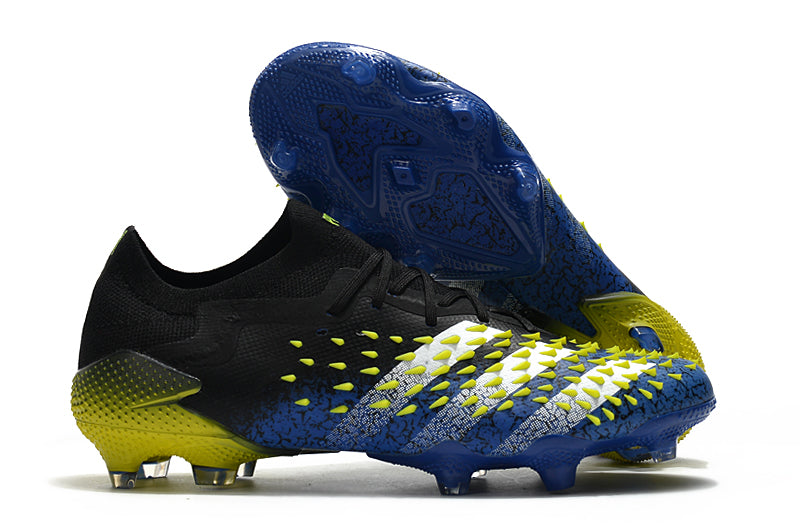 Chuteira Adidas Predator Freak.1 Low FG - Campo