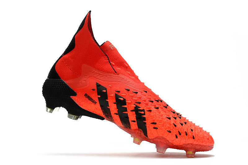 Chuteira Adidas Predator Freak.1 FG - Campo